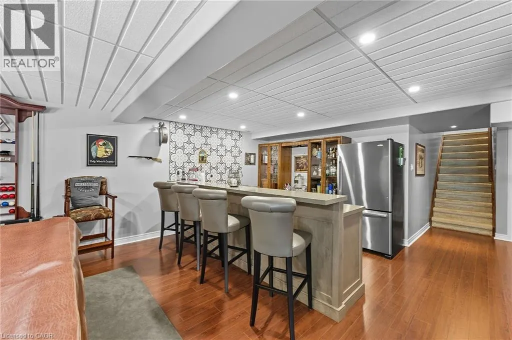 58 WINDING WOOD Crescent