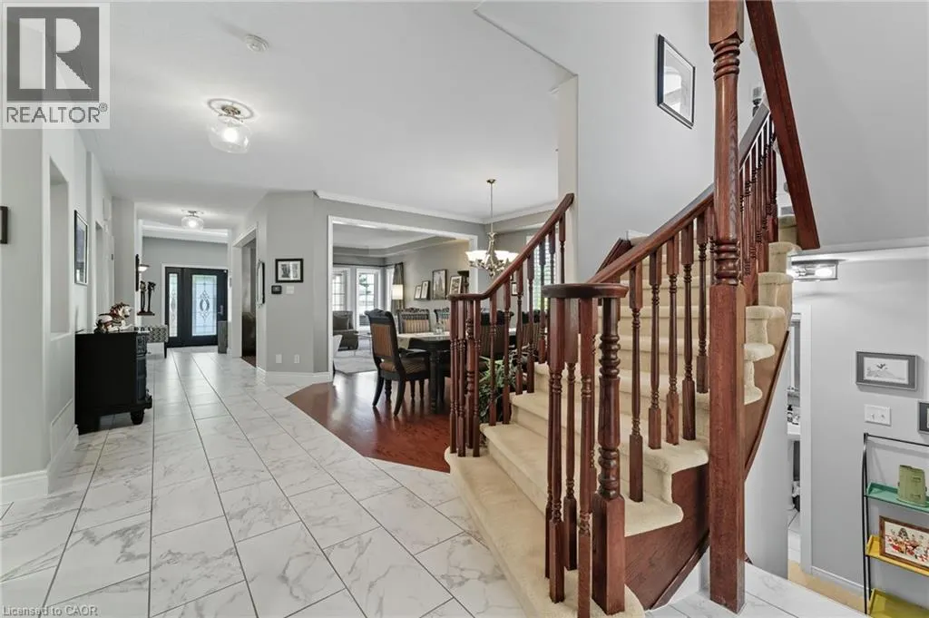58 WINDING WOOD Crescent