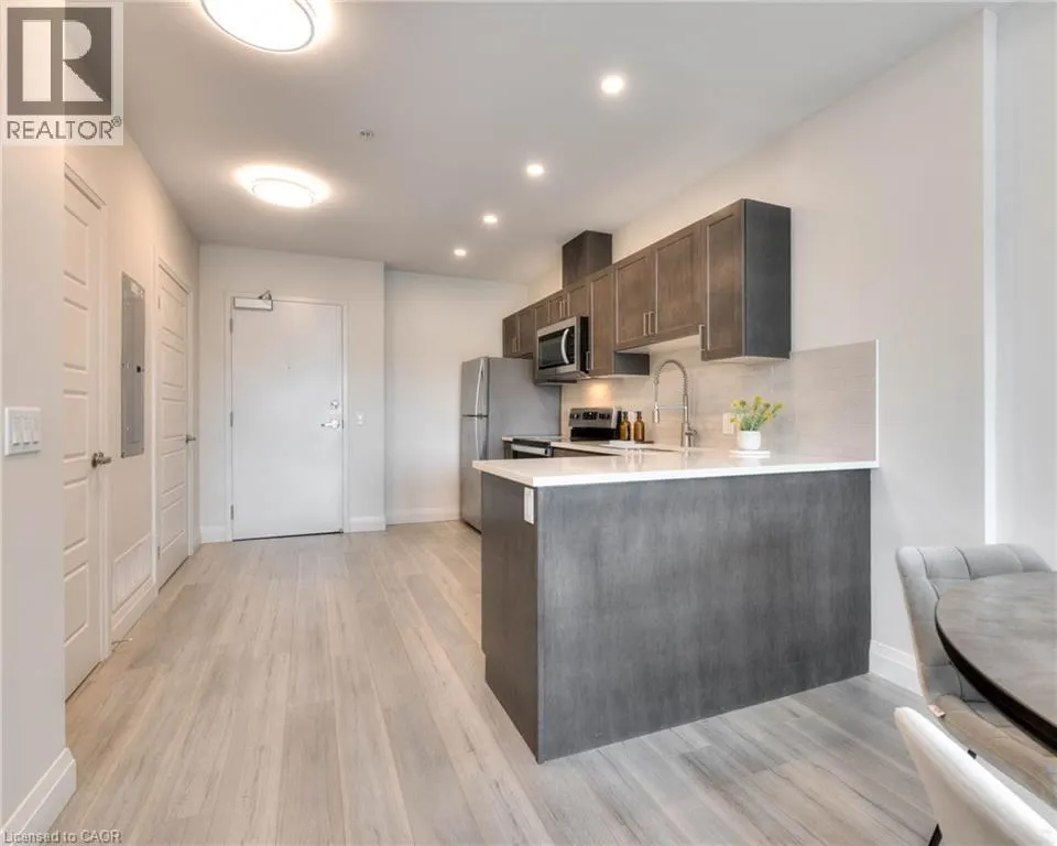 5 WAKE ROBIN Drive Unit# 318, #318