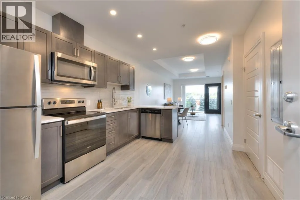 5 WAKE ROBIN Drive Unit# 318, #318