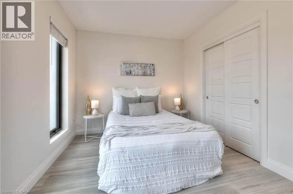 5 WAKE ROBIN Drive Unit# 318, #318