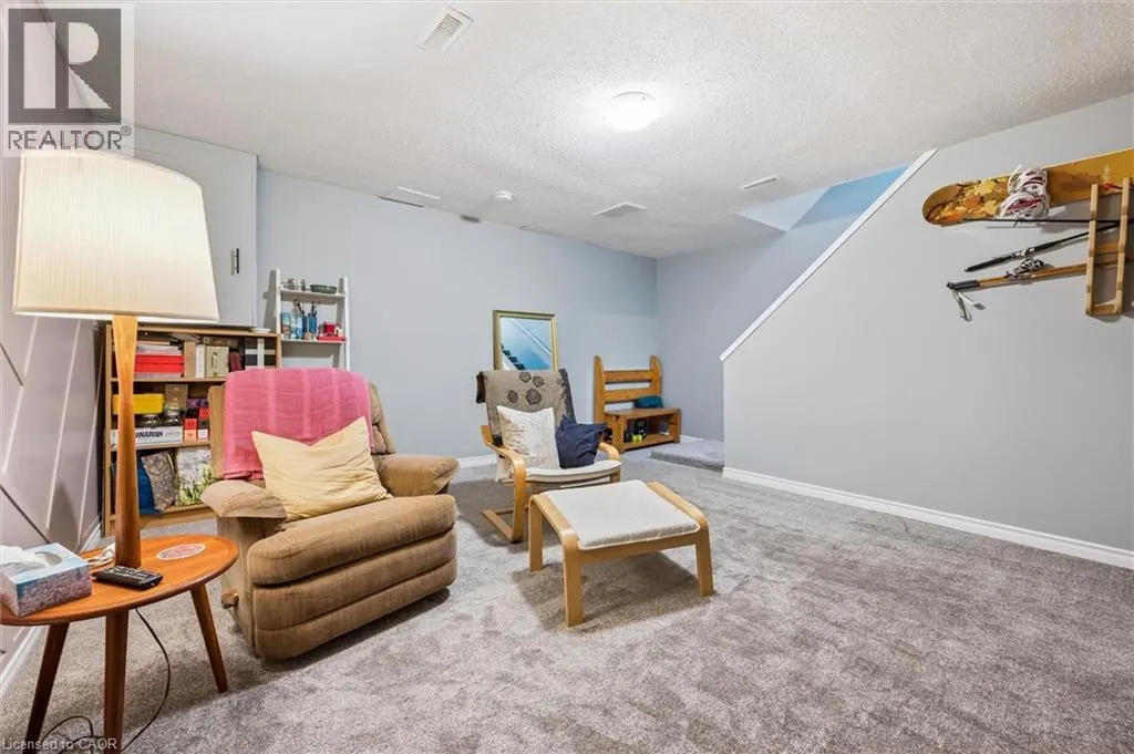 392 SPRINGBANK Avenue Unit# 6, #6