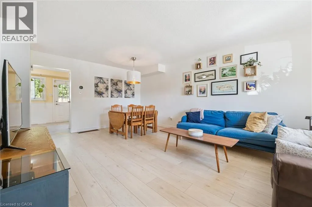 392 SPRINGBANK Avenue Unit# 6, #6