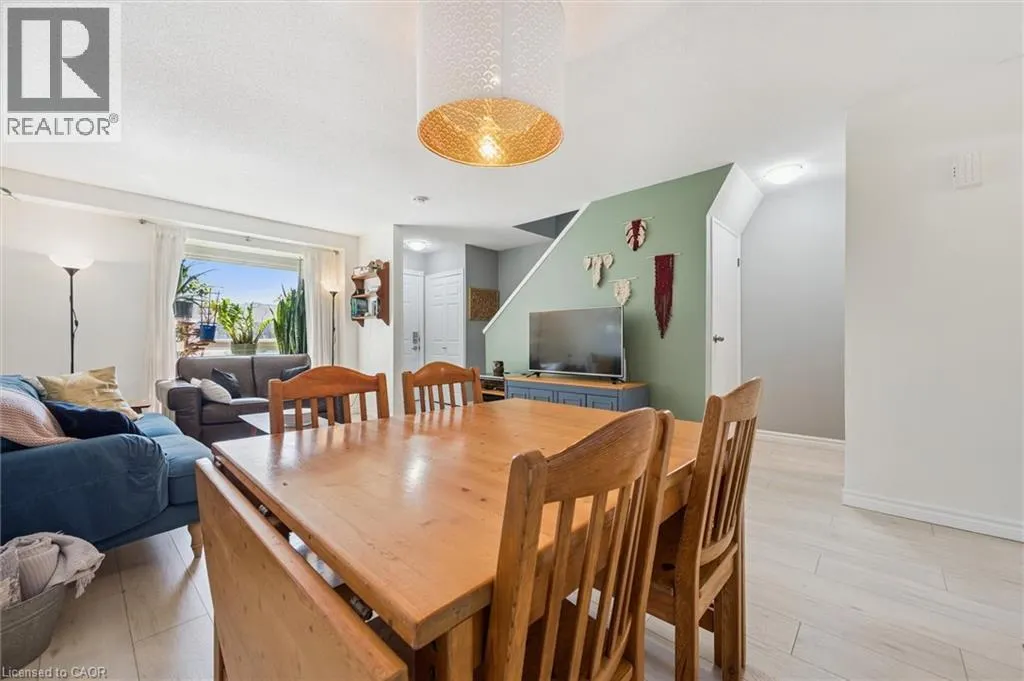 392 SPRINGBANK Avenue Unit# 6, #6