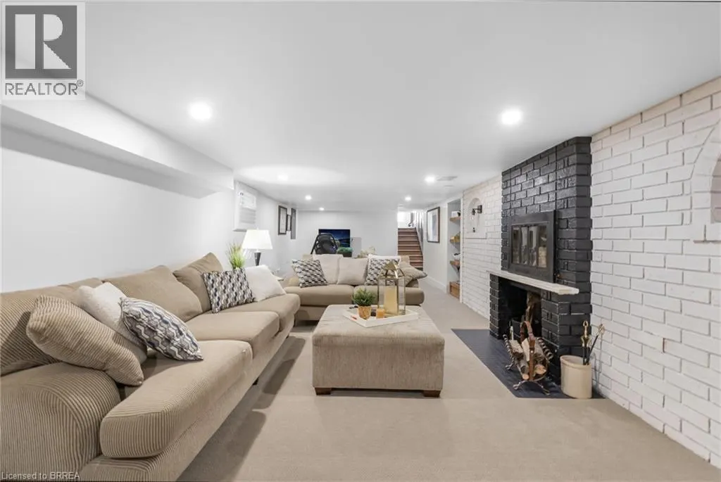 60 MOUNTAIN BROW Boulevard