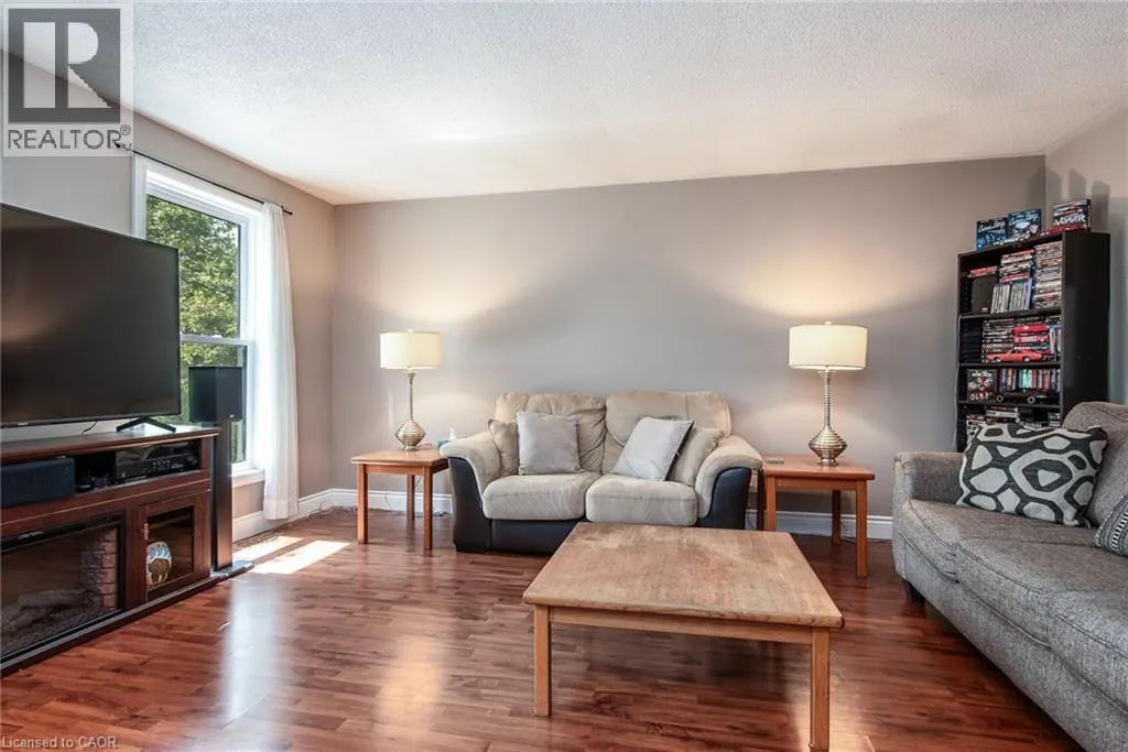 173 SILVER ASPEN Crescent