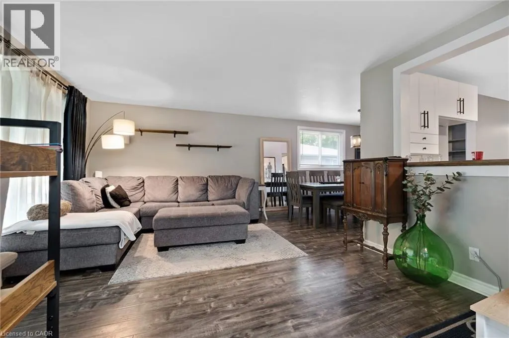 158 COACH HILL Drive