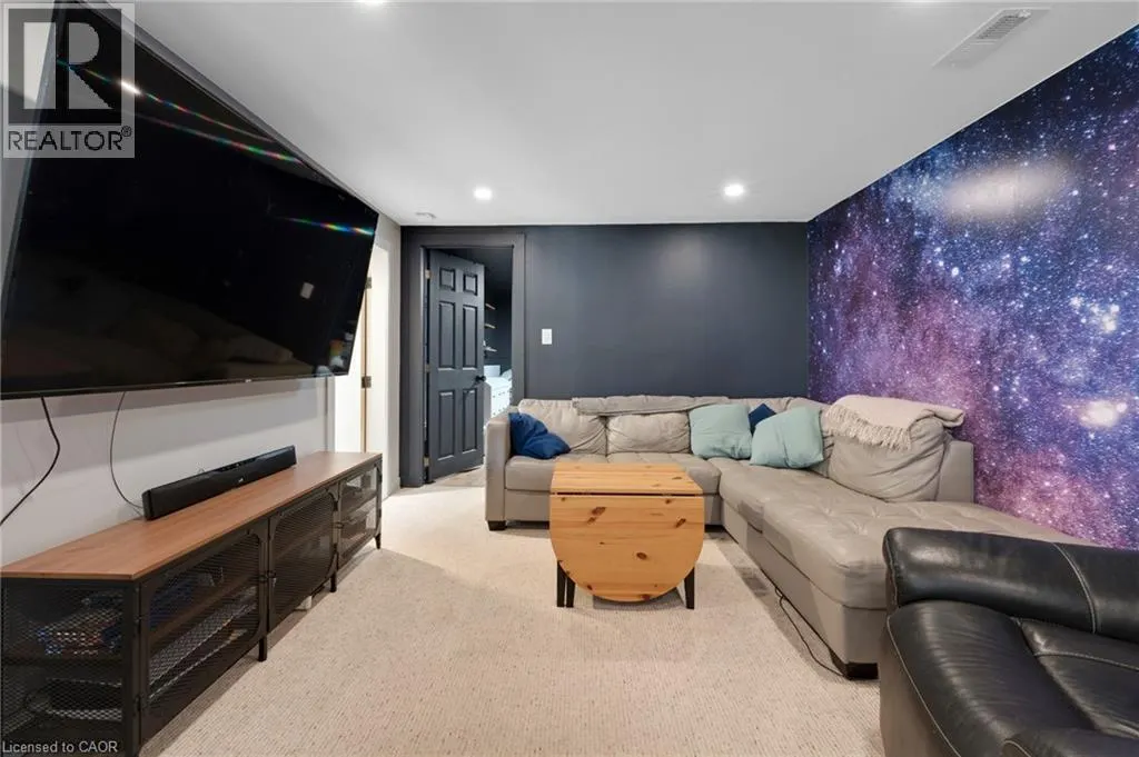 158 COACH HILL Drive