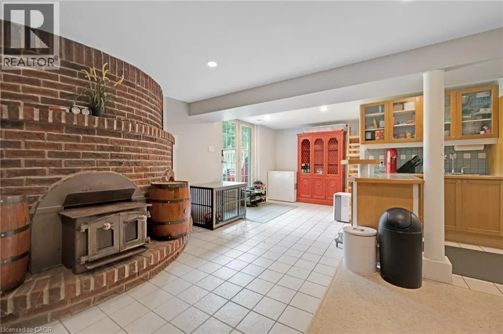 158 COACH HILL Drive