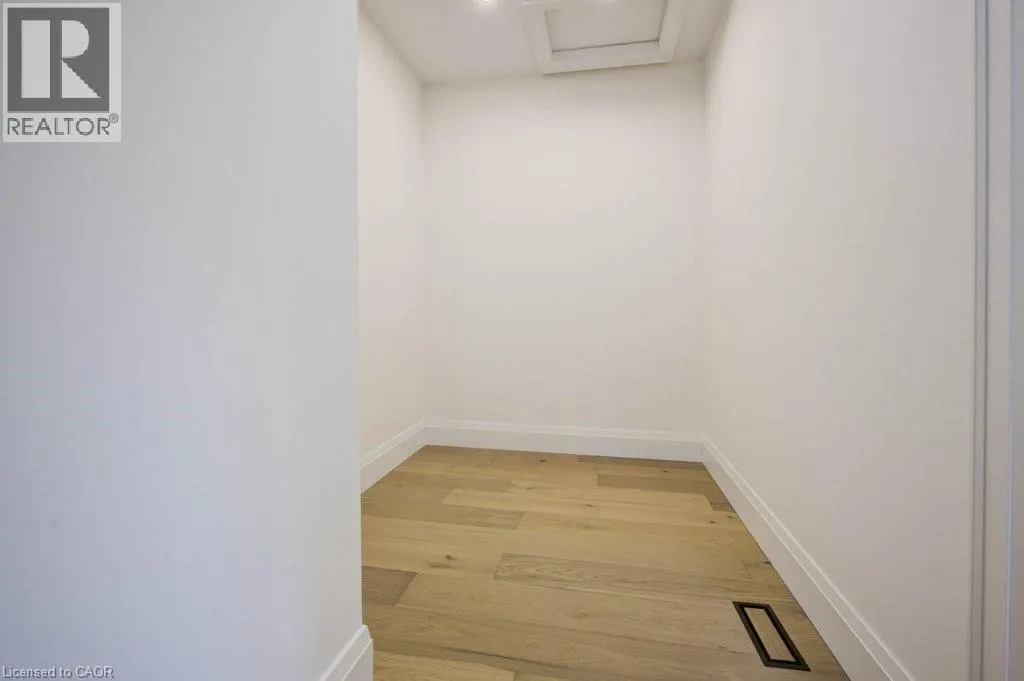 102 DAWSON Street