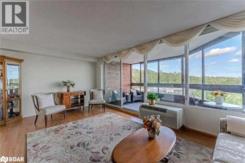 181 COLLIER Street Unit# 803, #803