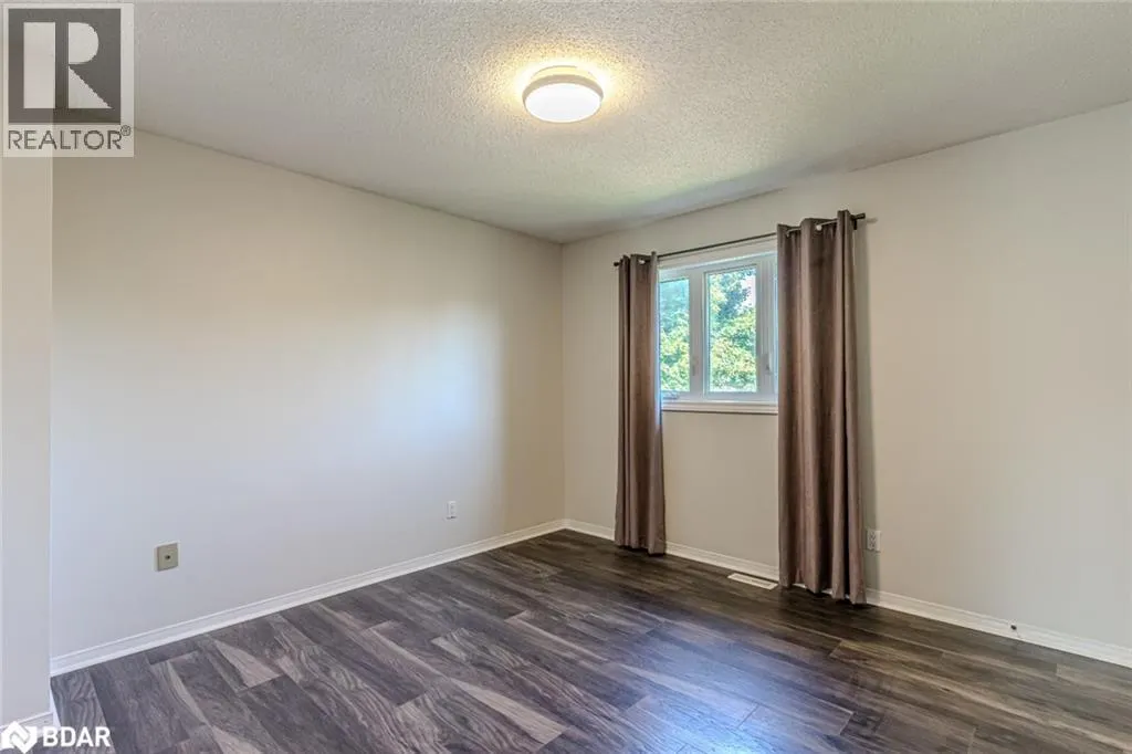 16 AUTUMN Lane Unit# Upper, #Upper
