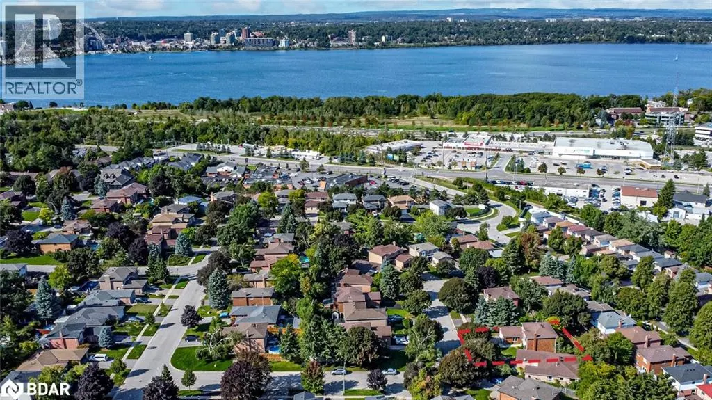 16 AUTUMN Lane Unit# Upper, #Upper
