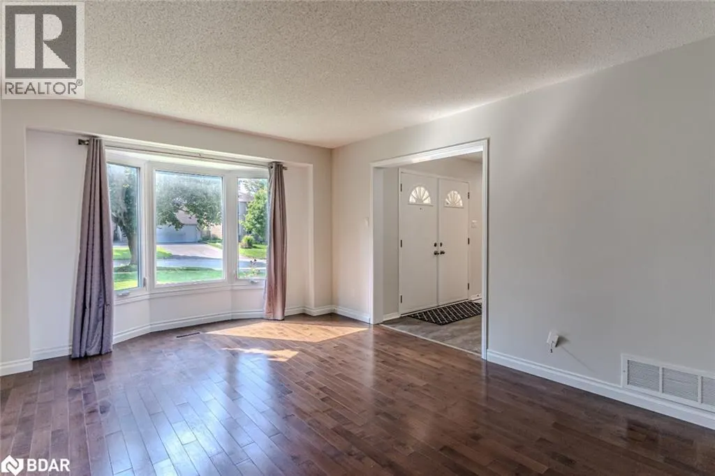 16 AUTUMN Lane Unit# Upper, #Upper