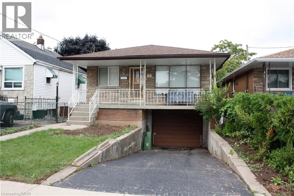 69 ADAIR Avenue N