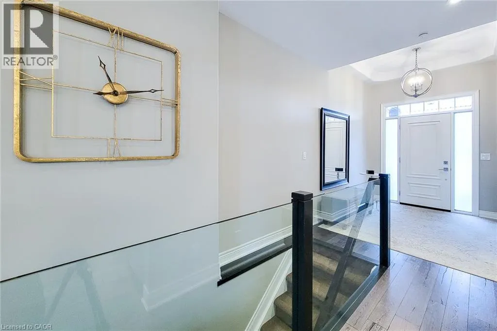 32 RIDGEVIEW Crescent Unit# 14, #14