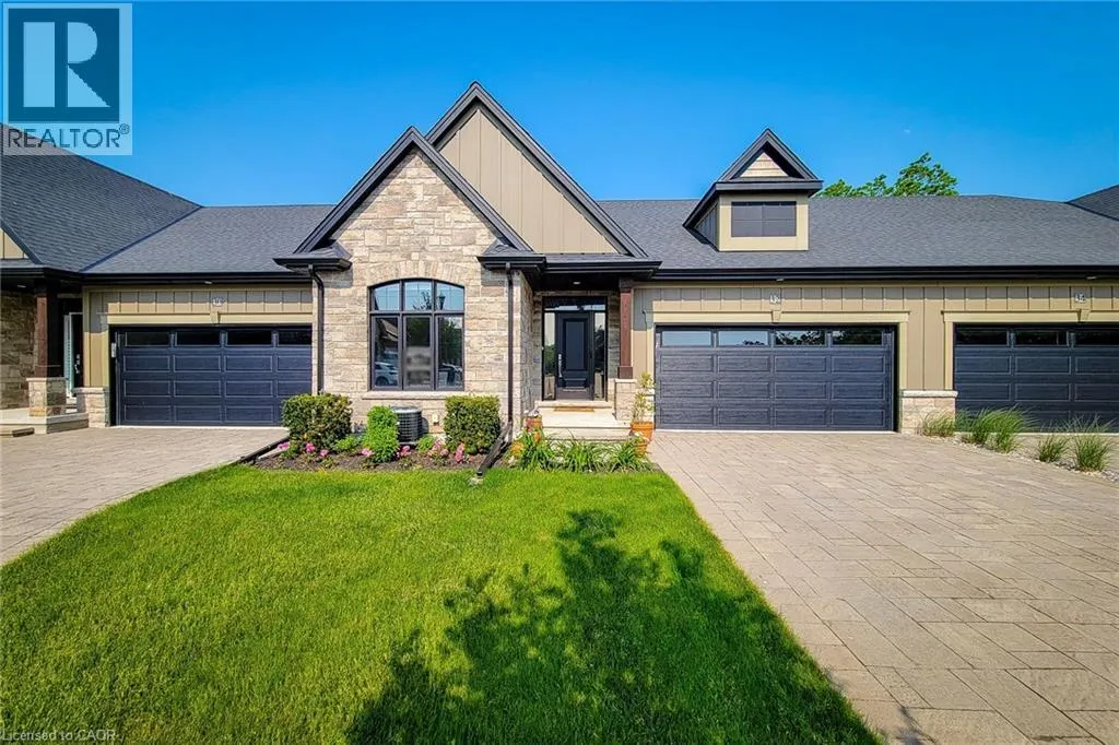 32 RIDGEVIEW Crescent Unit# 14, #14