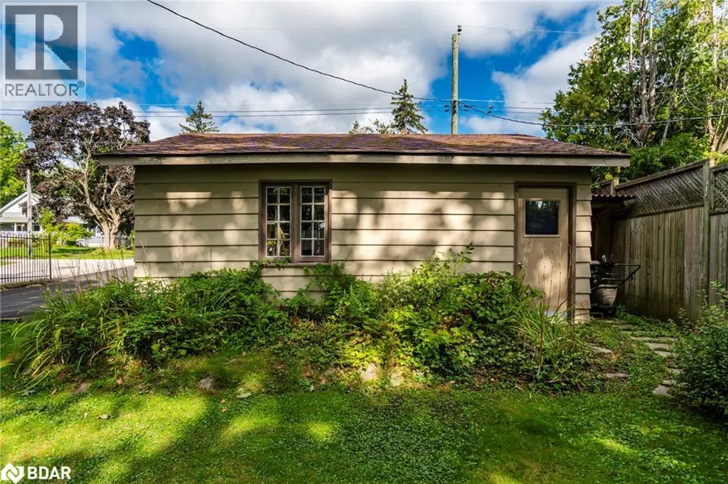 115 LAKESHORE Road W