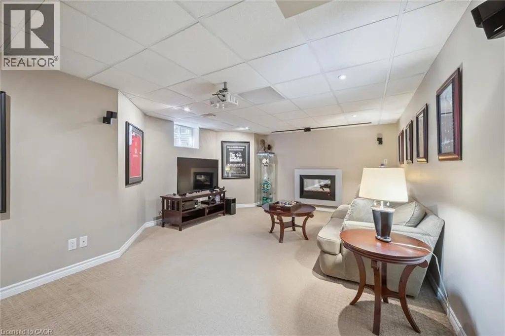79 ZIEMAN Crescent