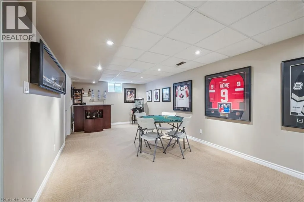 79 ZIEMAN Crescent