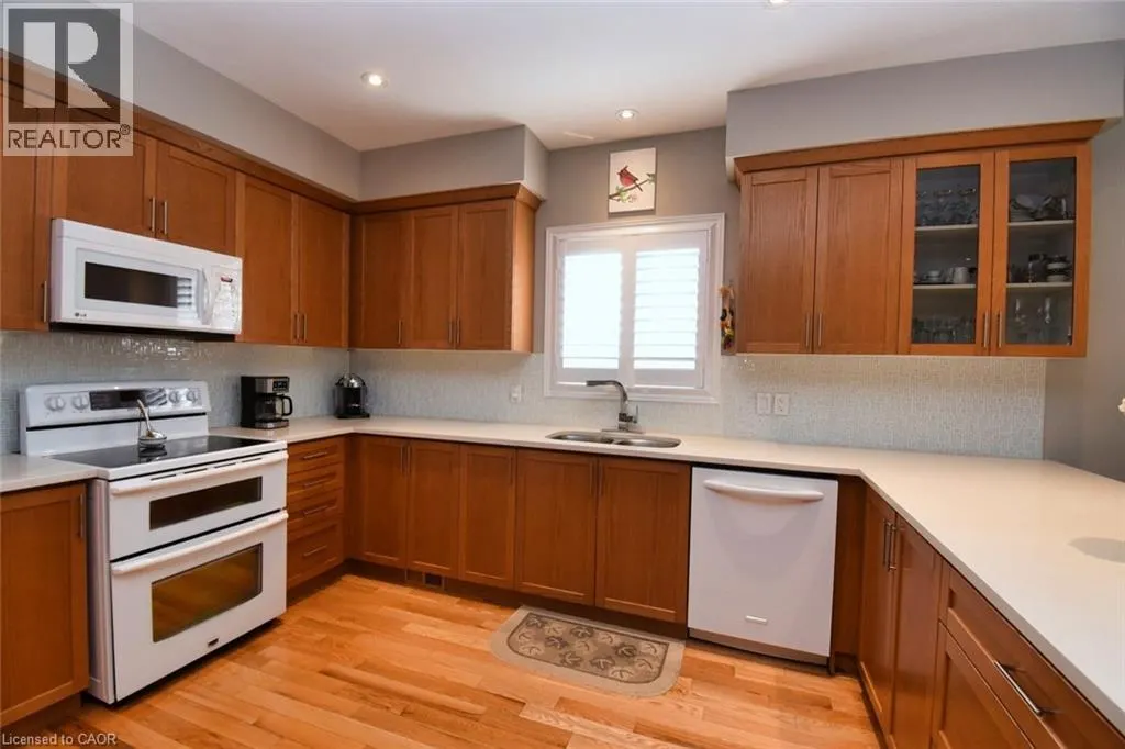288 MAIN Street E Unit# 4, #4