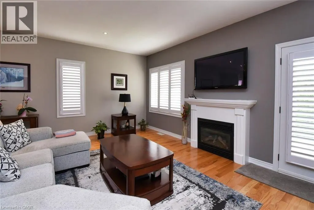 288 MAIN Street E Unit# 4, #4