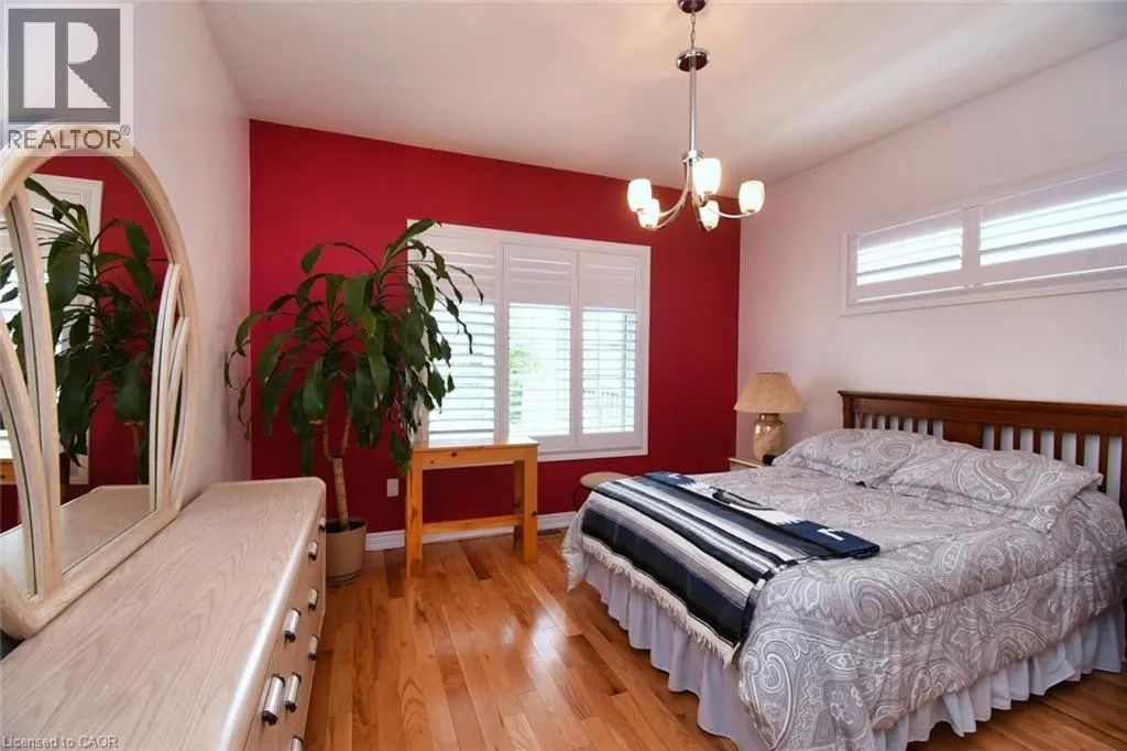 288 MAIN Street E Unit# 4, #4