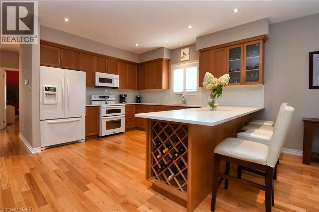 288 MAIN Street E Unit# 4, #4