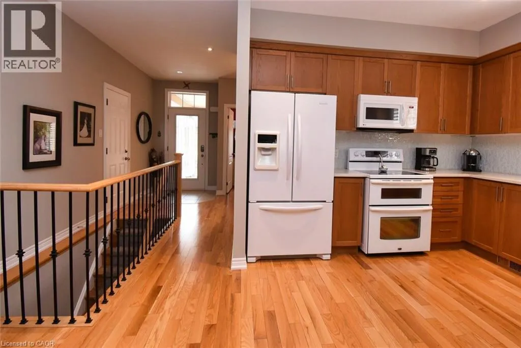 288 MAIN Street E Unit# 4, #4
