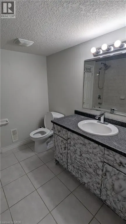 156 PEBBLECREEK Drive Unit# BASEMENT, #BASEMENT