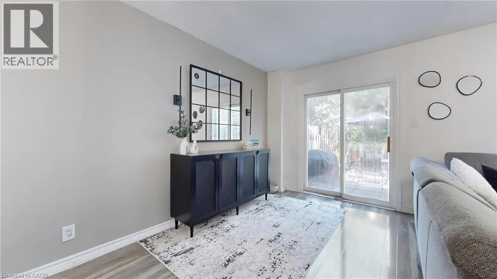 52 ADELAIDE Street Unit# 32, #32