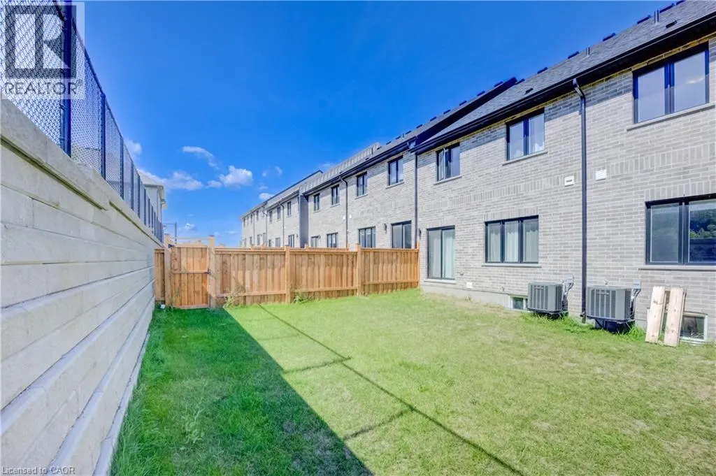 16 SANDSTONE Street