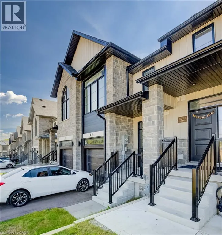 16 SANDSTONE Street