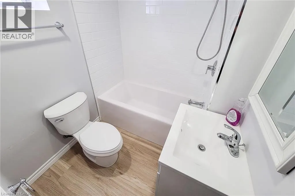 642 UPPER SHERMAN Avenue Unit# lower, #lower