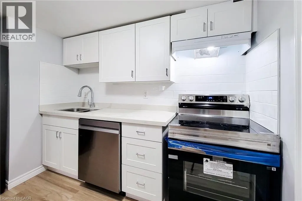 642 UPPER SHERMAN Avenue Unit# lower, #lower