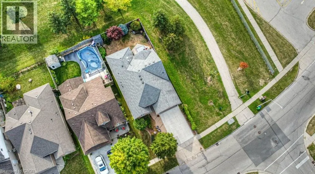 63 GATEHOUSE Drive