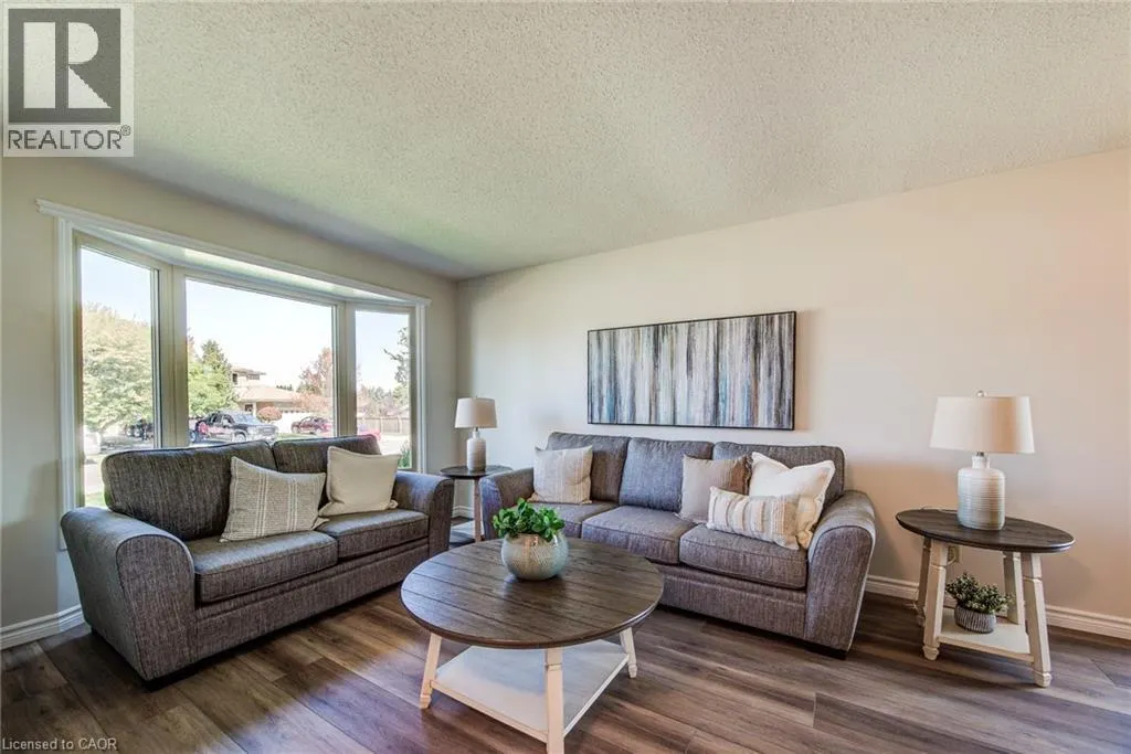 463 THORNDALE Drive