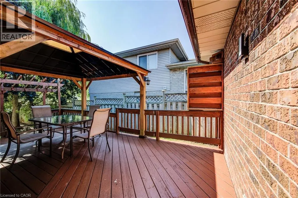 463 THORNDALE Drive