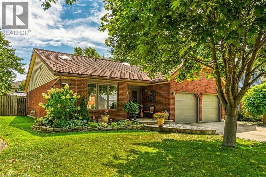 18 MCMASTER Drive