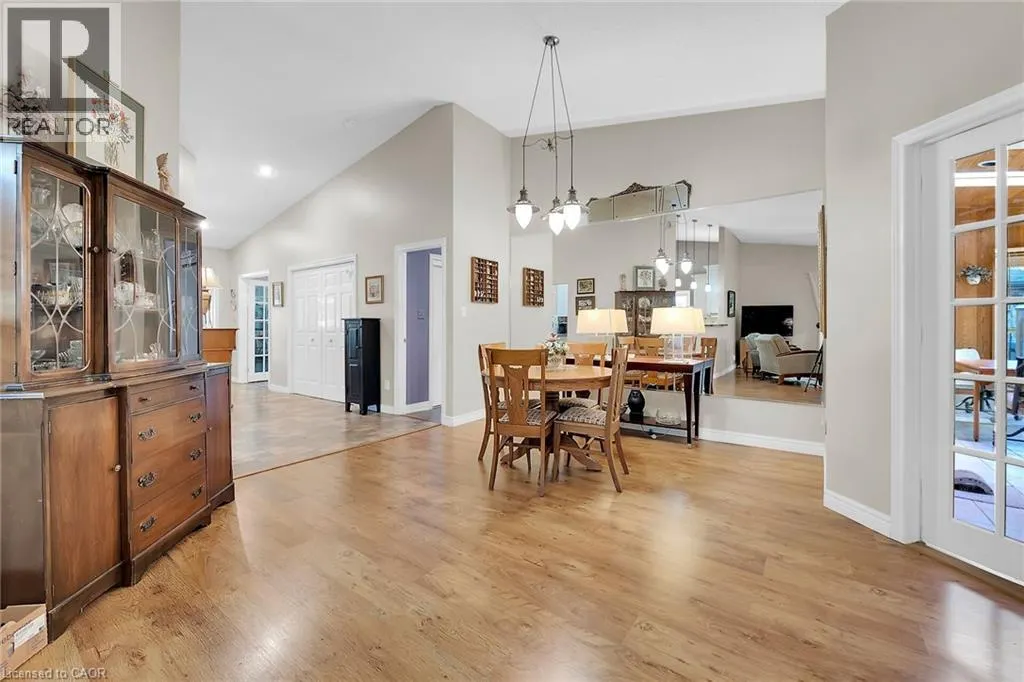 18 MCMASTER Drive