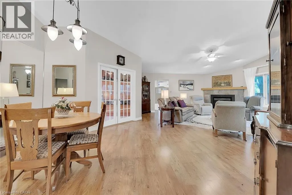 18 MCMASTER Drive