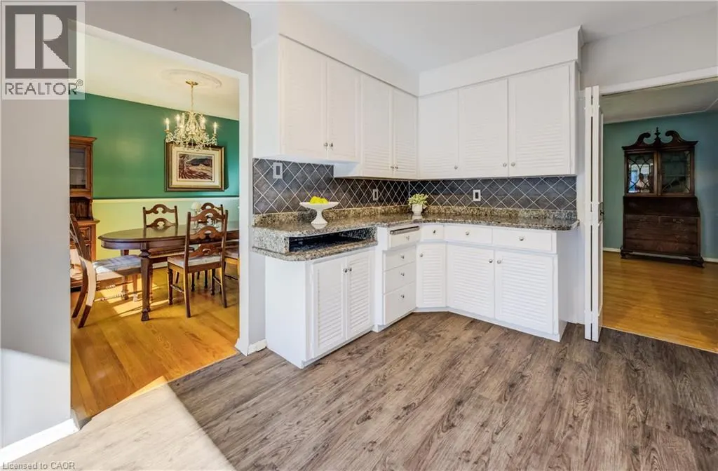 15 BUTTONWOOD Drive
