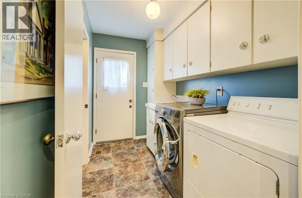 15 BUTTONWOOD Drive