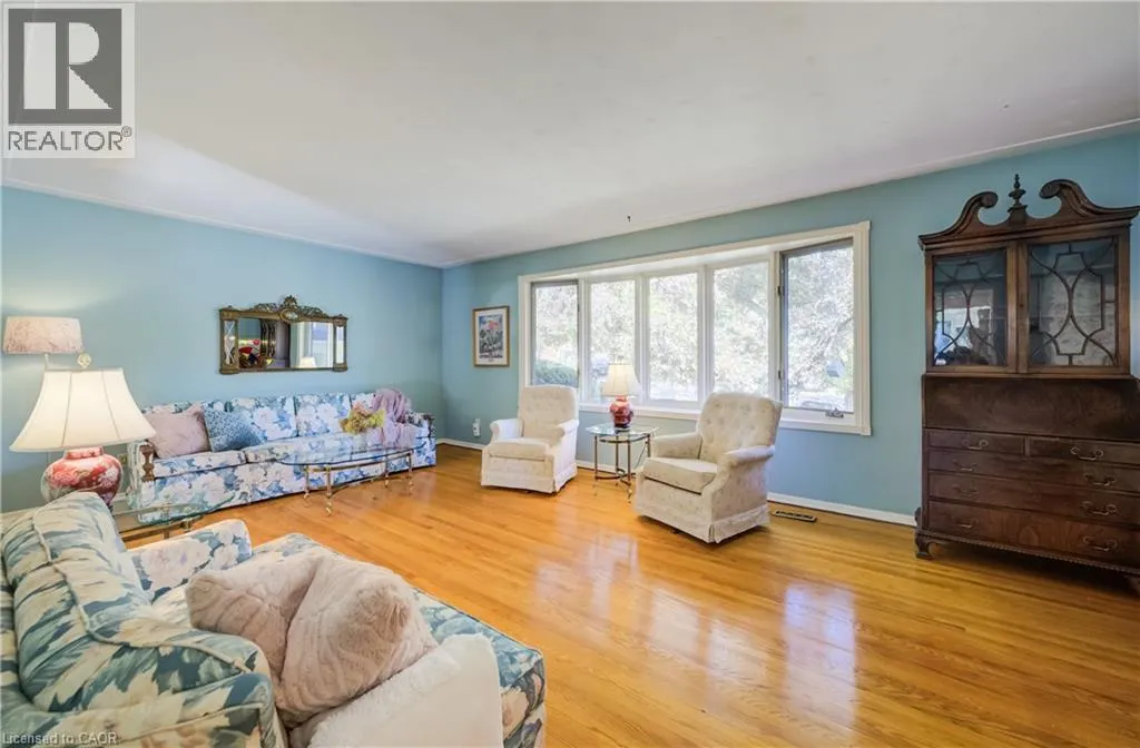 15 BUTTONWOOD Drive