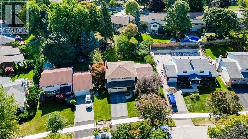 15 BUTTONWOOD Drive