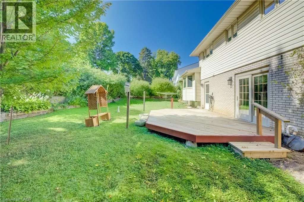 15 BUTTONWOOD Drive