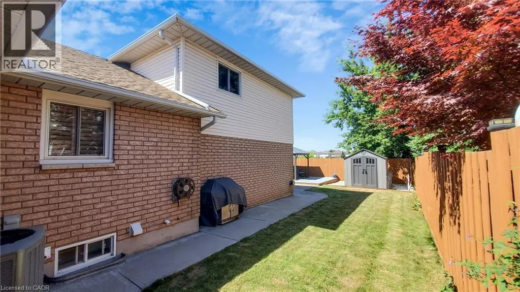 183 ALDERLEA Avenue