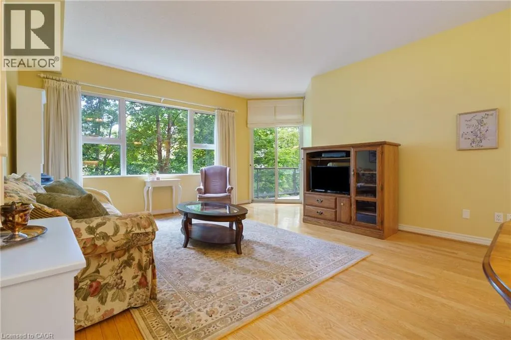 77 GOVERNORS Road Unit# 102, #102