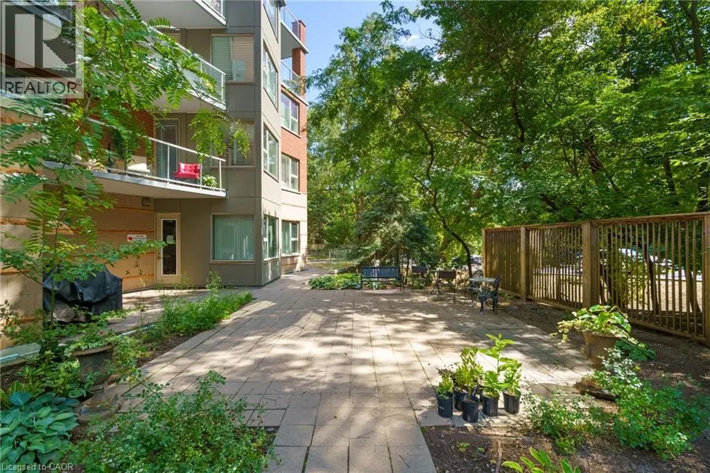 77 GOVERNORS Road Unit# 102, #102