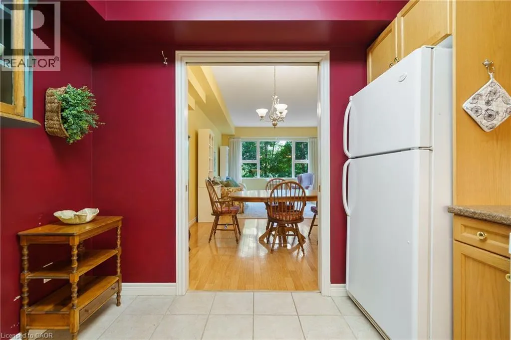 77 GOVERNORS Road Unit# 102, #102